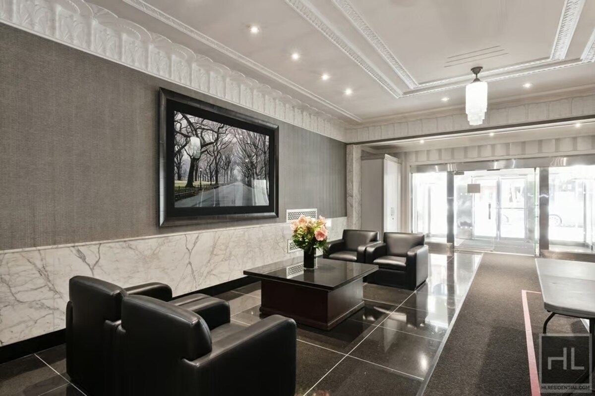 Photo - Christopher Street Unit 10I