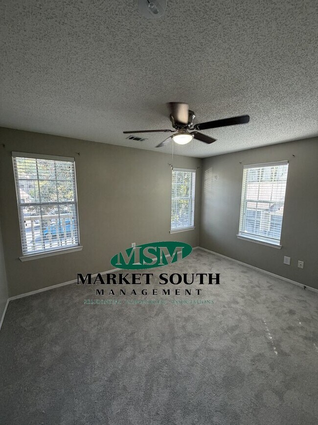 Photo - 12300 Apache Ave