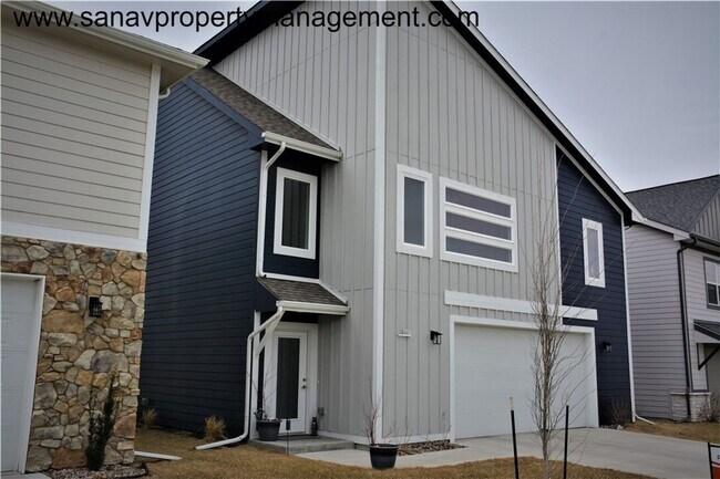 Photo - Exclusive 4-Bed Home in Grimes – Unbeatabl...