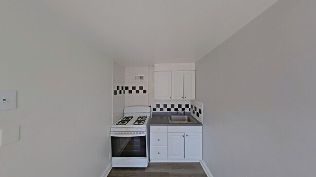 Photo - 3315 Indian Queen Ln Unit B