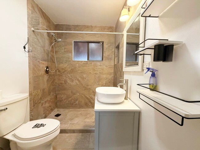 Photo - 2036 NW 31st Ave