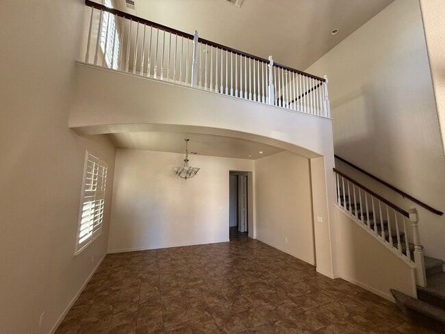 Photo - 1487 Highland Dr