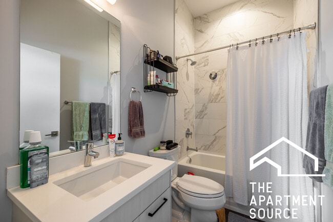 Photo - 2251 W Lawrence Ave Unit 104