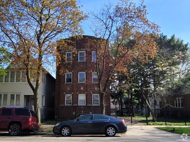 Building Photo - 1133 E 81st Pl Rental