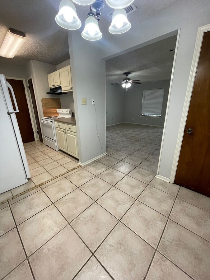 Photo - 751 Hammond Manor Dr Unidad 751D
