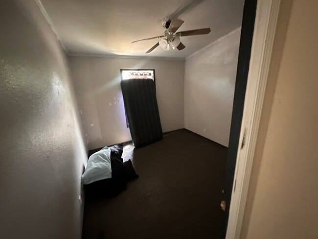 Photo - 327 Maridel Ave