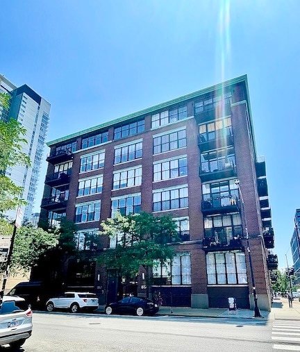 Building Photo - 817 W Washington Blvd Unit 507