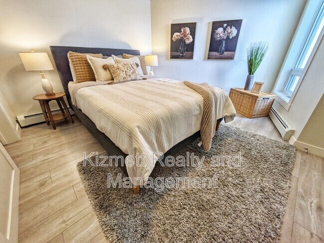 Photo - 10410 102 Ave NW Unit 1007