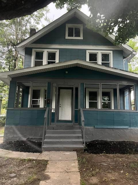 Building Photo - 673 Malvern Ave
