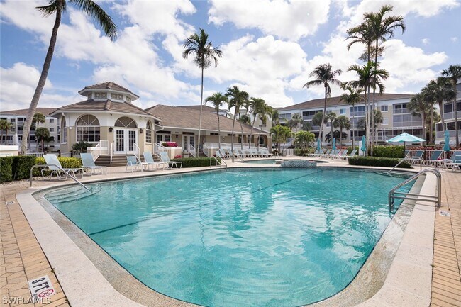 Photo - 7638 Pebble Creek Cir Unidad 204