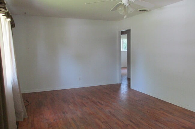 Photo - ***301 El Paso***