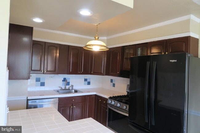 5801 Quantrell Ave Unit 308
