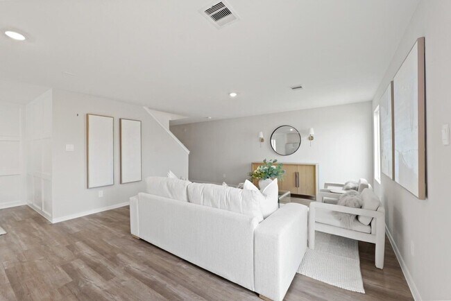 Photo - 40954 Seasoned Oak Ln