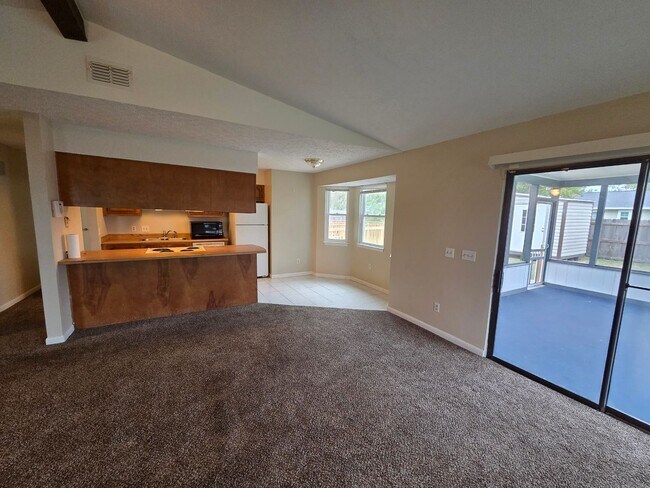 Photo - Peaceful Living at the End of a Cul-de-Sac!