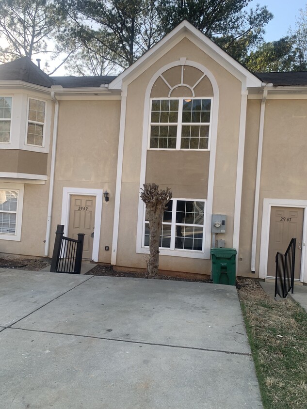 Photo - 2949 Fields Dr (Stonecrest, GA)