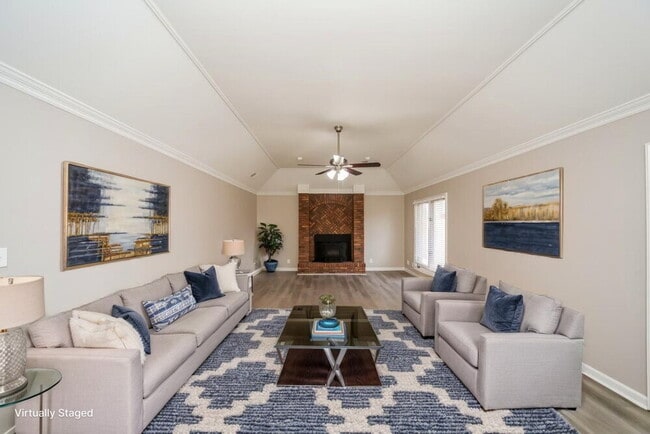 Photo - 6404 Evergreen Dr