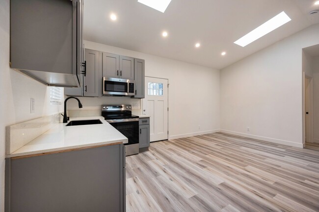 Photo - 994 Valencia St Apartment Unit 101