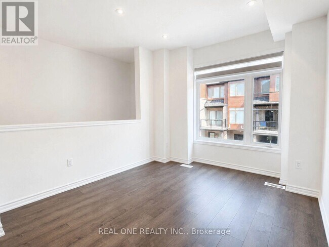 Photo - 61 Soho St