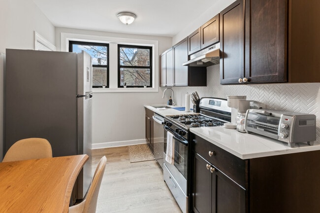 Photo - 6439 N Hamilton Ave Unit 2C