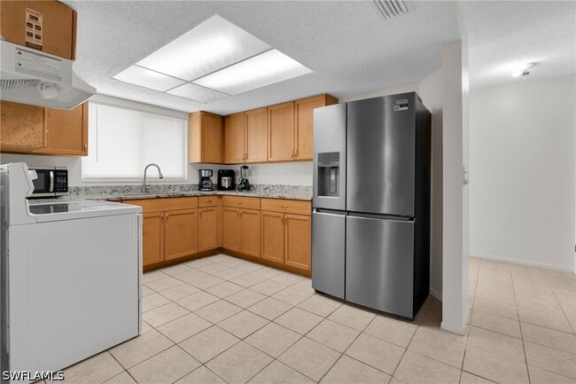 Photo - 423 SE 24th Ave