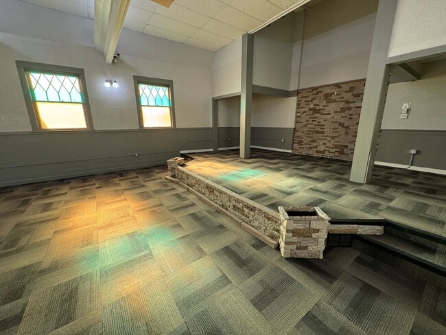 Photo - 2nd &amp; Diamond Unit D