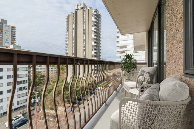 Photo - Dogwood Unit 00506