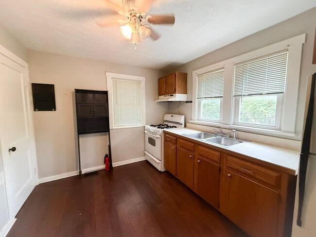 2 Bed 1 Bath Single Family Home
