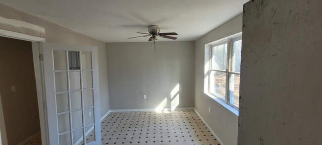 Photo - 1189 Joe Louis Blvd