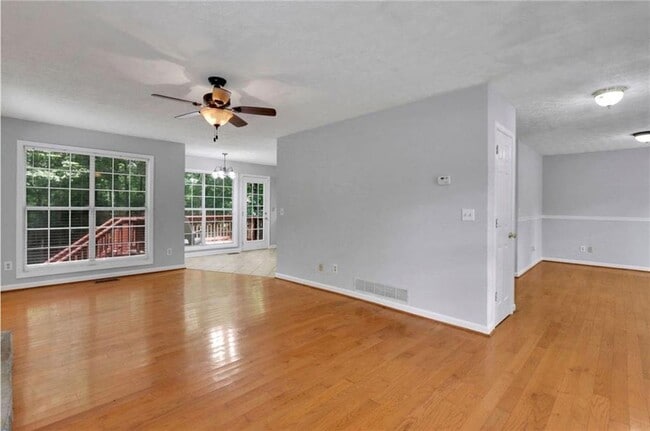 Photo - 4400 Autumn Glo Ct