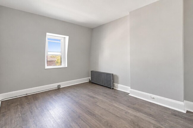 289 Forrest St Unit 3