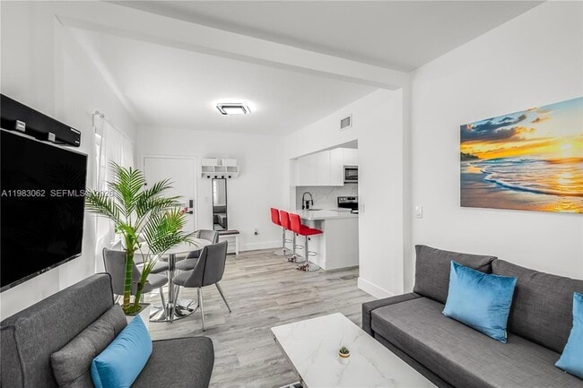 Photo - 750 Pennsylvania Ave Unit 6