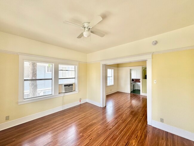 Photo - 1032 Albany St Unit 10