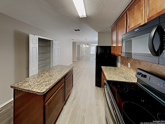 Photo - 10911 Bosal Trail