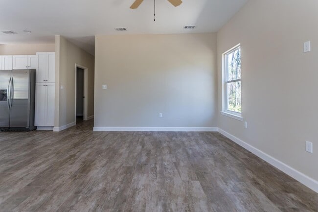 Photo - 343 Indian Woman Rd