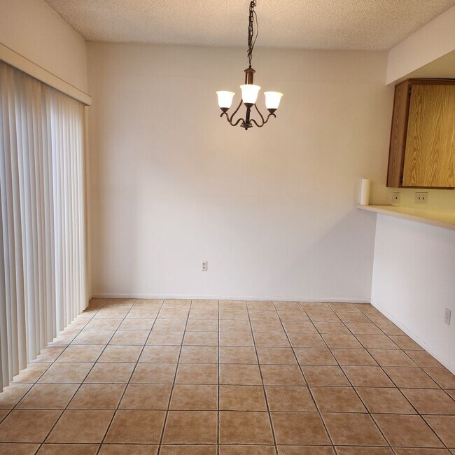 Photo - West End Ventura 3 bedroom townhome with attached garage and spacious yard