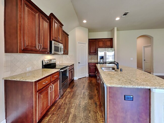 Photo - 3403 Cedar Ln