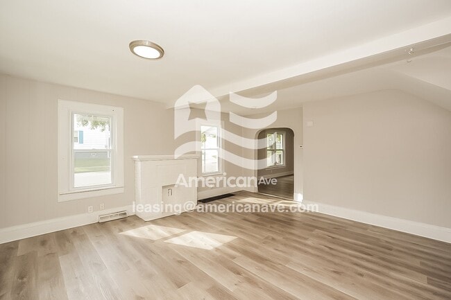 Photo - 372 Stanley Rd