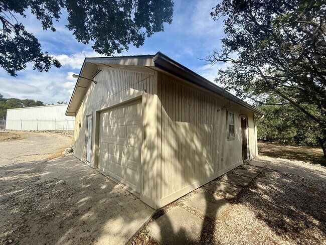 Photo - Tranquility Meets Flexibility — Canyon Lak...