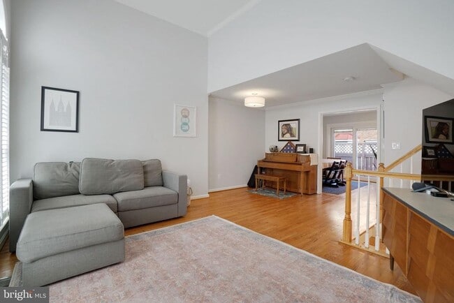 Photo - 4655 Lambert Dr