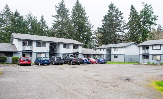 Photo - 302-163 163 St Ct E Unit 6