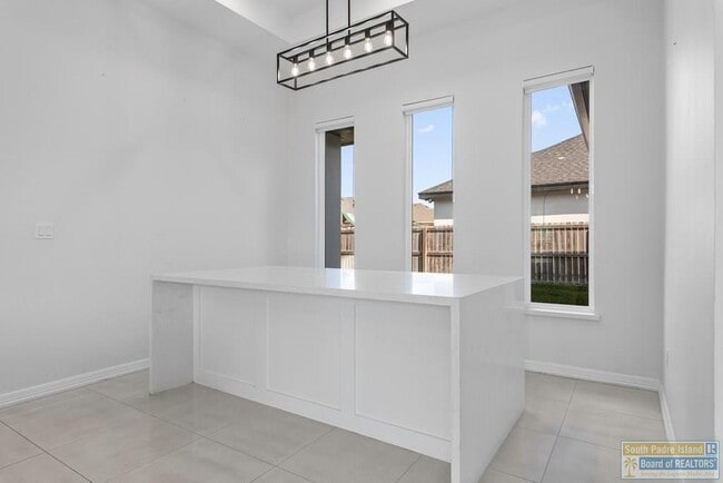 Photo - 7401 Hana Dr