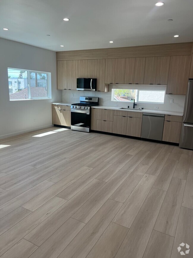 Building Photo - 6406 Riverton Ave Unit 6410 Rental