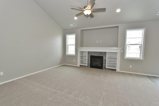 Photo - Spacious Home in Quiet Neighborhood
