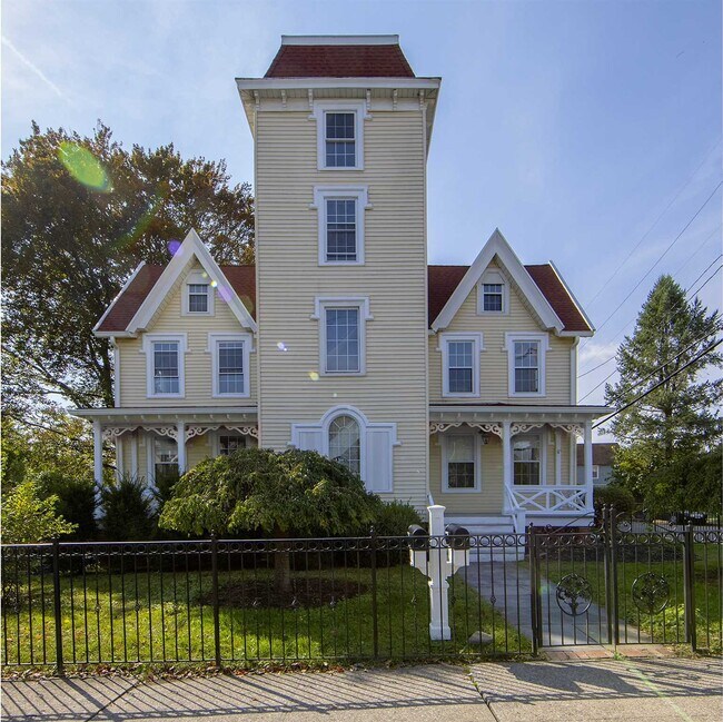 17 Church St 2  