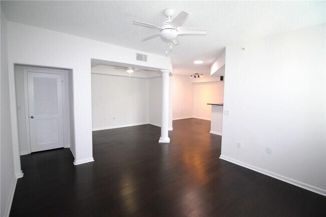 Photo - 533 NE 3rd Ave Unit 521