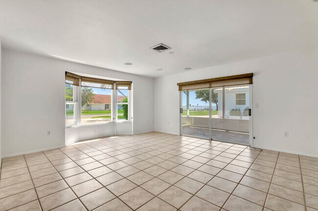 Photo - Stunning Sarasota Bay View - 3 Bedroom Home