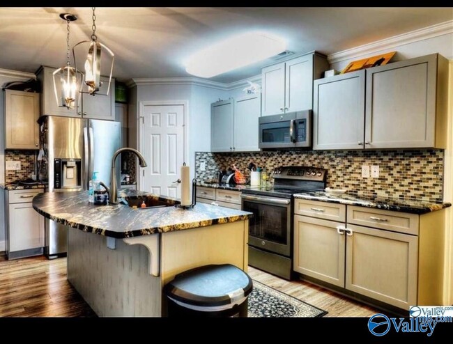 Photo - 246 Healey Dr House