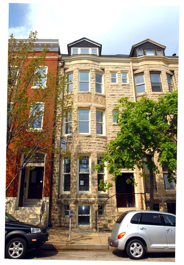 Photo - 836 Park Ave