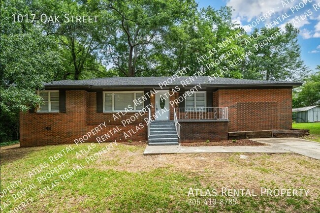 1017 Oak Street Birmingham, AL 35224 - 1017 Oak Street Birmingham, AL 35224 House