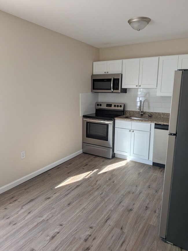 Photo - Spring Street Gardens